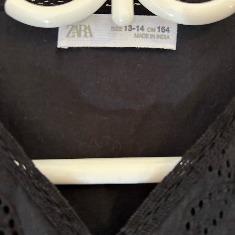 Black Eyelet Button-Up Top - Picture 3 of 3